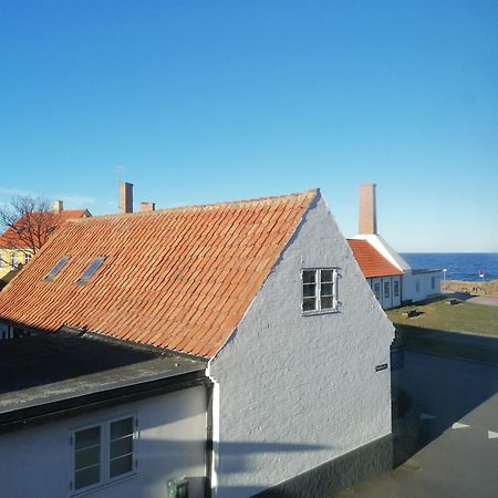 Gudhjem Hostel Exterior photo